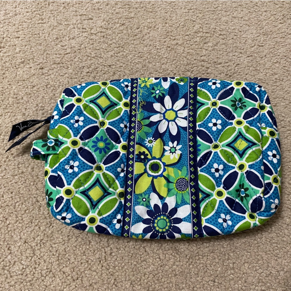 Vera Bradley cosmetic case